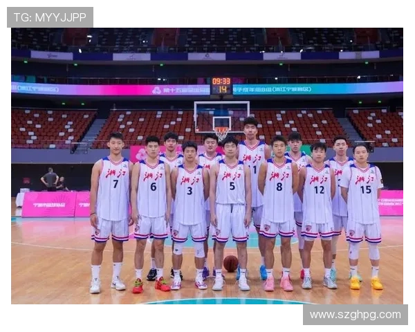 中国男篮全新阵容亮相世界杯预选赛备战 锋线实力大升级