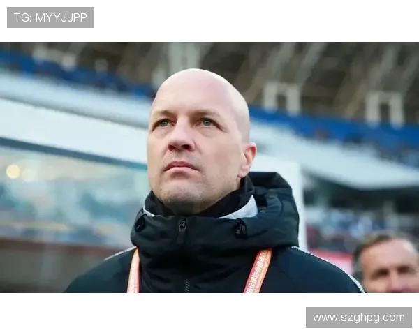 国家队新帅亮相联赛争冠白热化球迷期待赛季拐点来临欧洲豪门动态频传